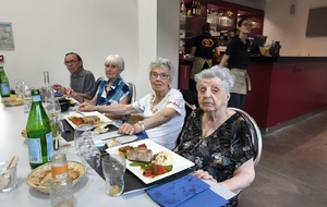 Les photos du Dîner du 1er juillet au camping Massereau sont en ligne